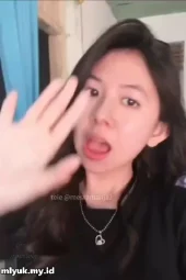 Konten Cewek Chindo Masturbasi Outdoor Fifi