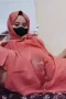 Hijab Lebar Pipis Enak Disodok Timun