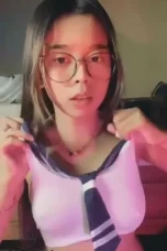 Manda Gadis Karaoke Ditiduran Pacar Baru