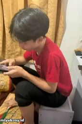 Kang AC Ngentot Cewek Bondol Cantik
