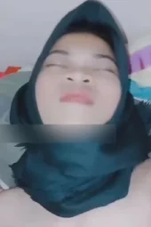 Hanya Bisa Pasrah Demi Cowok Senang