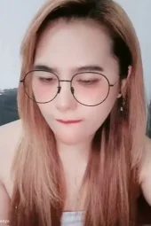 Mama Cantik Toge Mandi Pagi