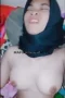 ABG Jilbab Pasrah Ngangkang Dientot Cowoknya Di Kos ABG Jilbab Pasrah Ngangkang Dientot Cowoknya Di Kos