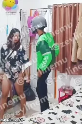 Zeylin Geyya Seks Kilat Bareng Mas Ojol