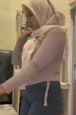 Jilbab Goyang Tiktok Dulu Sebelum Layani Ngentot