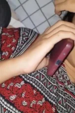 Kelakuan Betina Ngentot Sambil Teleponan Sama Cowok Lain